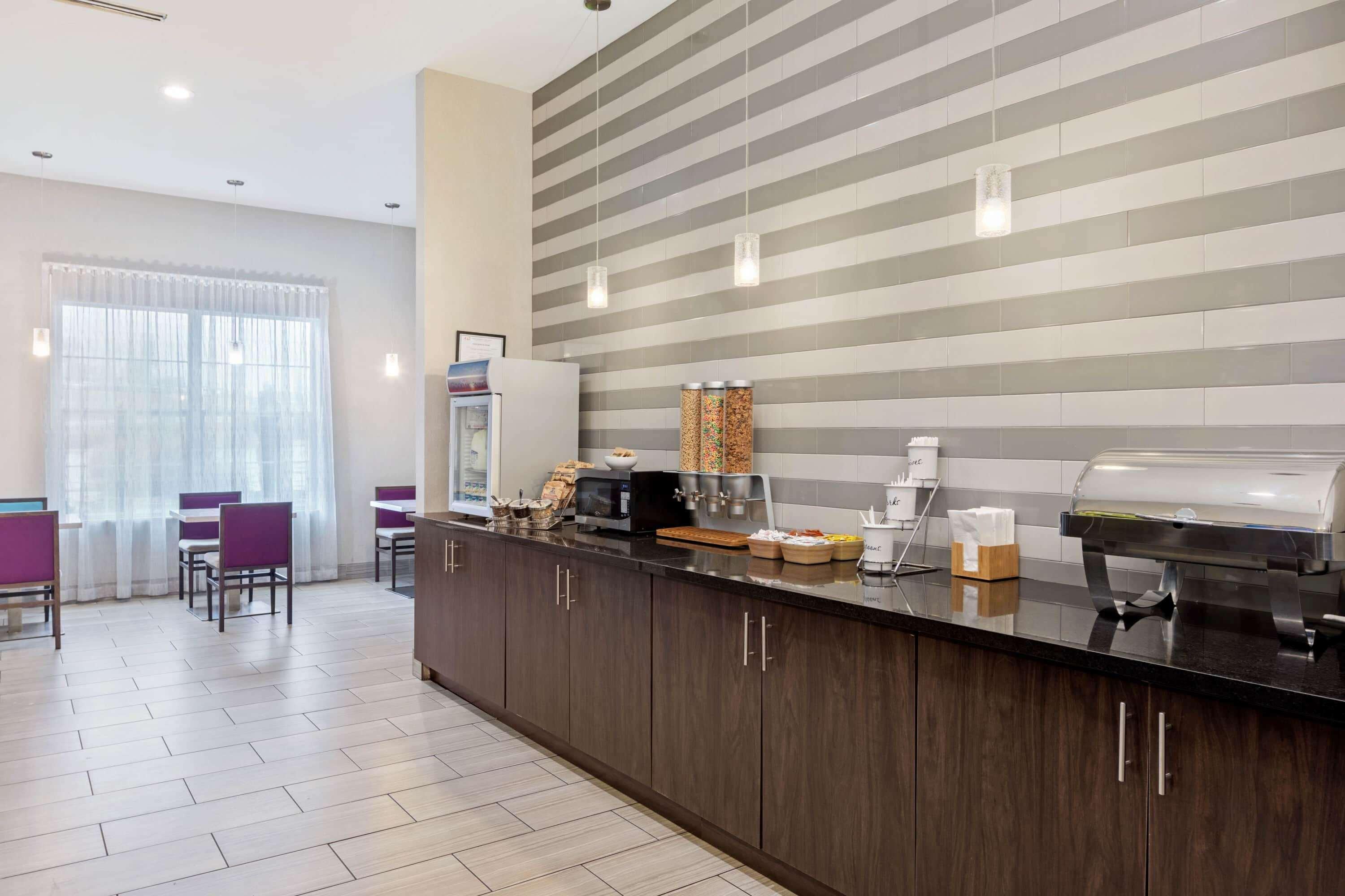 La Quinta By Wyndham Forsyth Hotel Luaran gambar